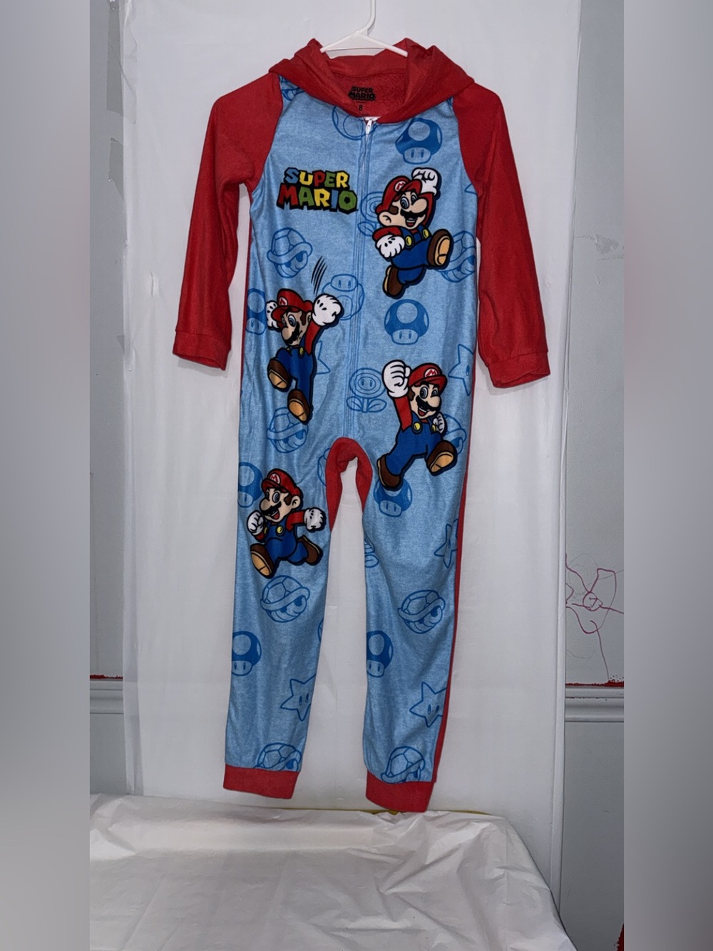 Nintendo Super Mario Bros hooded onesie boys pajama size 8